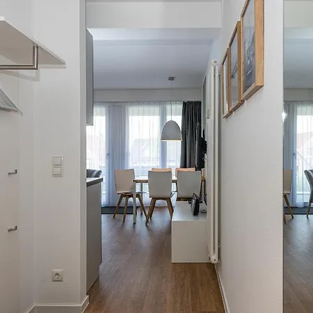 Deichhaeuser Anna Kueste Deichhaeuser Anna Kueste 8-23